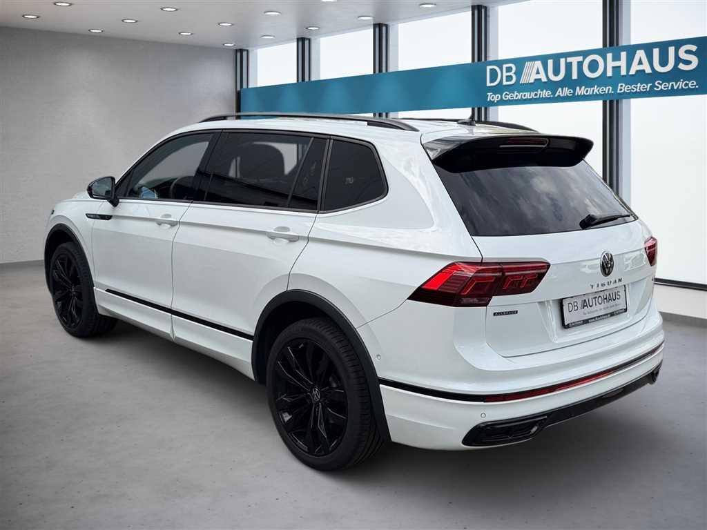 Volkswagen TIGUAN ALLSPACE 2023 г. Белый, пробег 32190 км