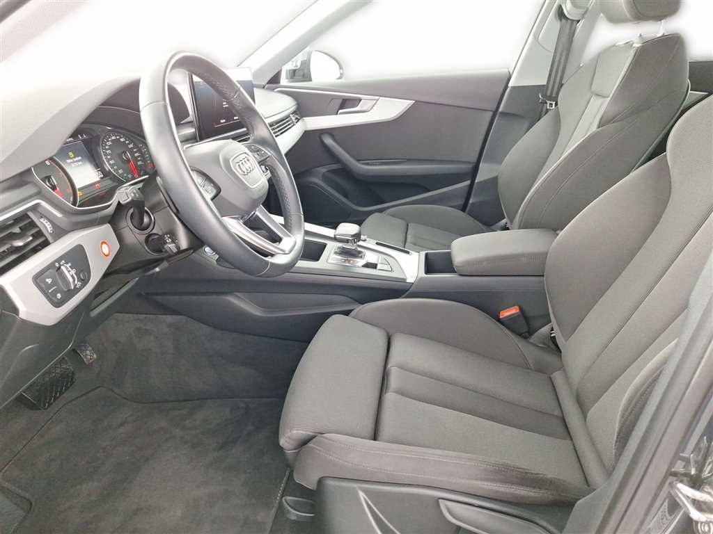 Audi A4 2024 г. Серый, пробег 50319 км