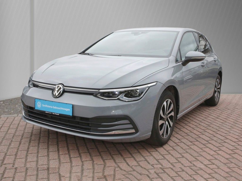 Volkswagen Golf 2023 г. Серый, пробег 32160 км