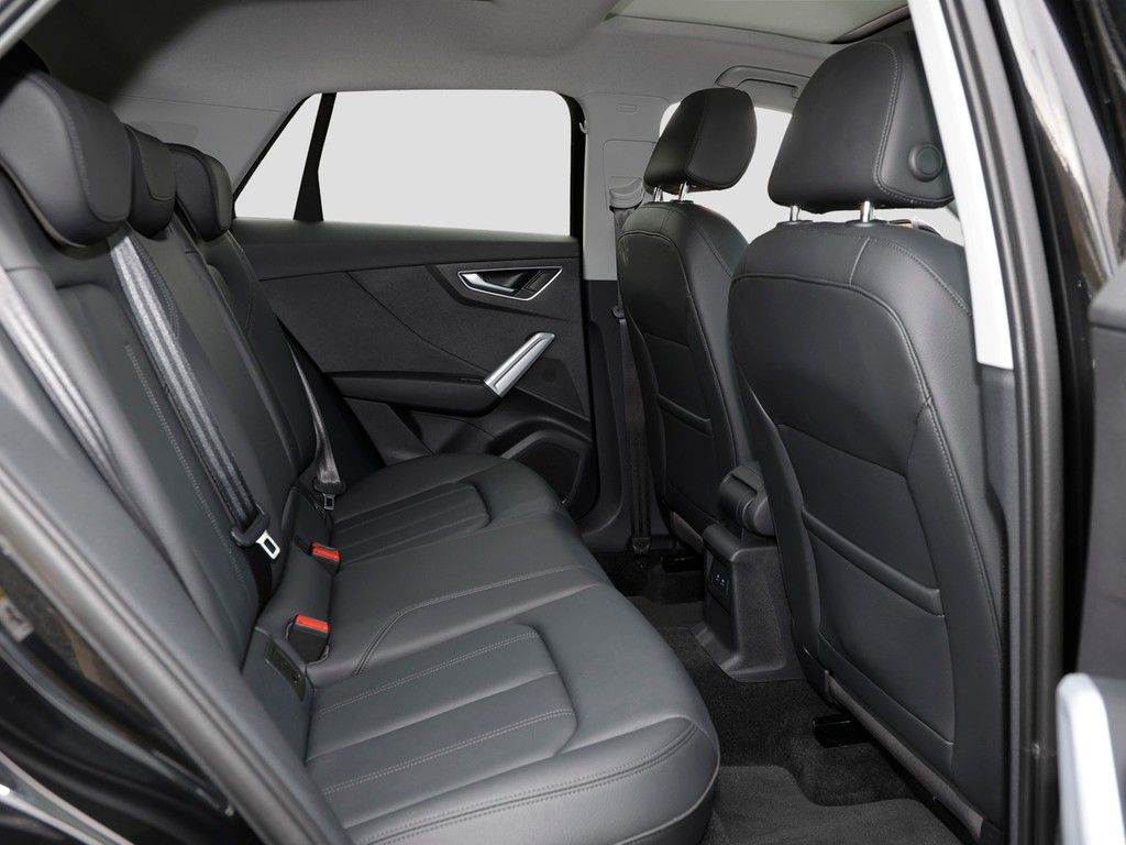 Audi Q2 2023 г. Чёрный, пробег 31804 км