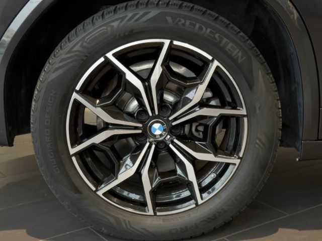 BMW X3 2024 г. Серый, пробег 39000 км