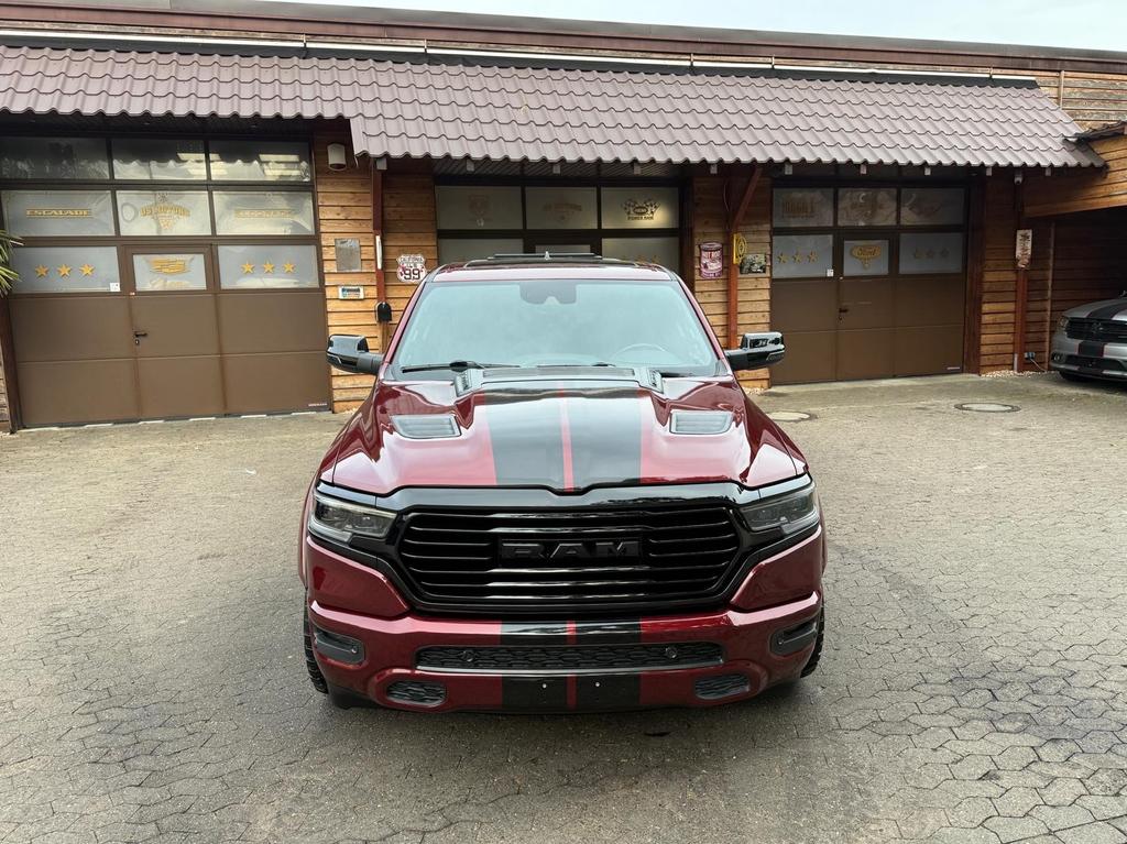 Dodge RAM 2023 г. Красный, пробег 58900 км