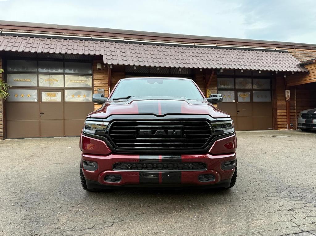 Dodge RAM 2023 г. Красный, пробег 58900 км