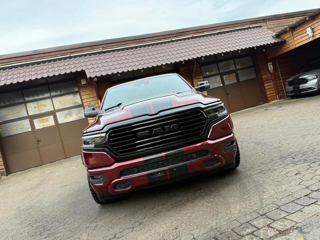 Dodge RAM 2023 г. Красный, пробег 58900 км