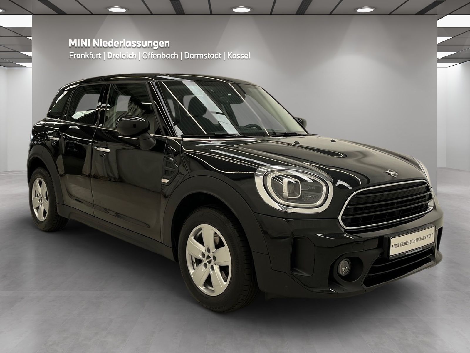 Mini COOPER COUNTRYMAN 2023 г. Чёрный, пробег 34239 км