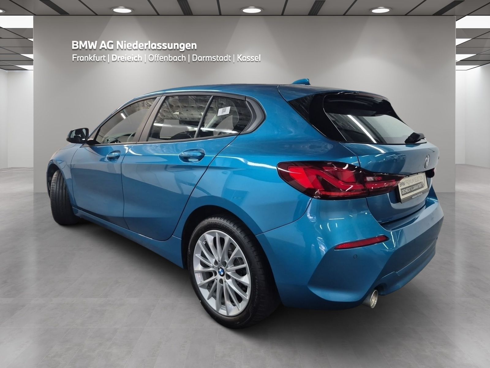 BMW 118 2023 г. Синий, пробег 36257 км