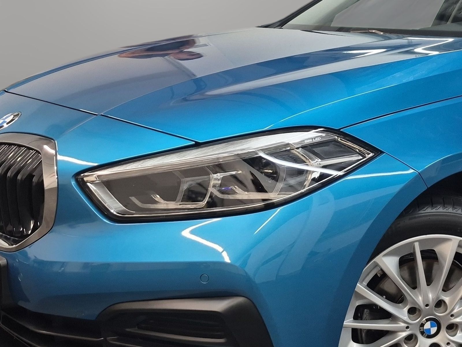 BMW 118 2023 г. Синий, пробег 36257 км