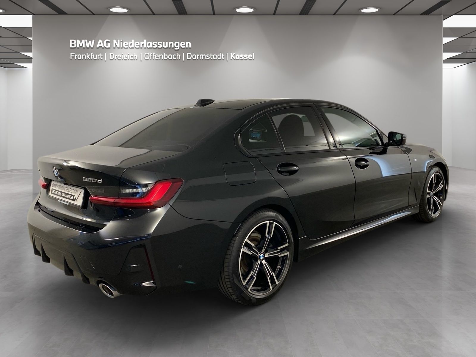 BMW 320 2025 г. Чёрный, пробег 27083 км