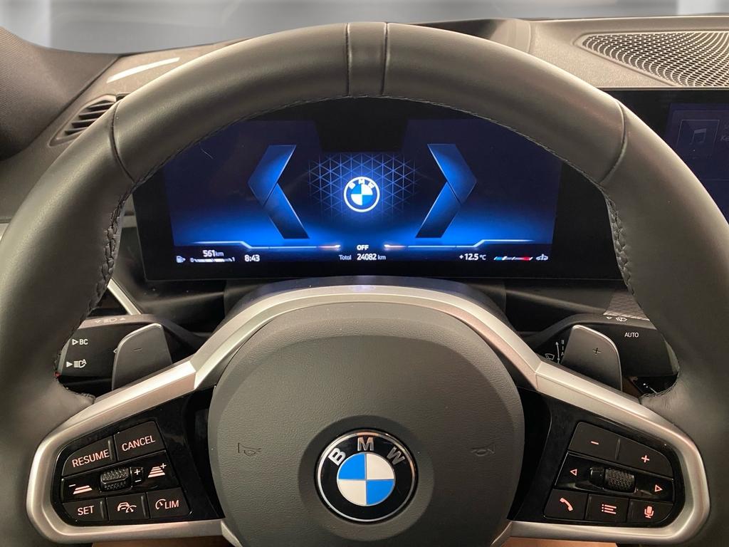 BMW 320 2025 г. Чёрный, пробег 27083 км