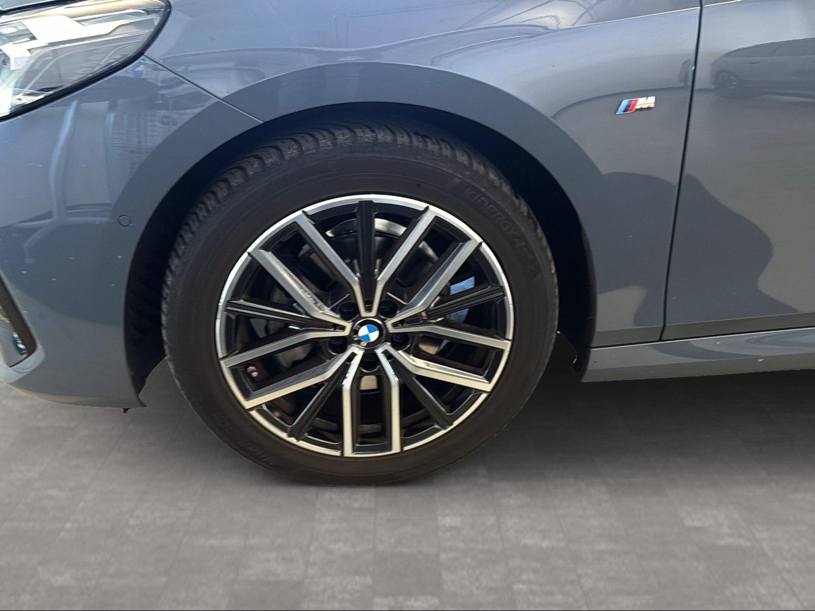 BMW 220 ACTIVE TOURER 2022 г. Серый, пробег 13879 км