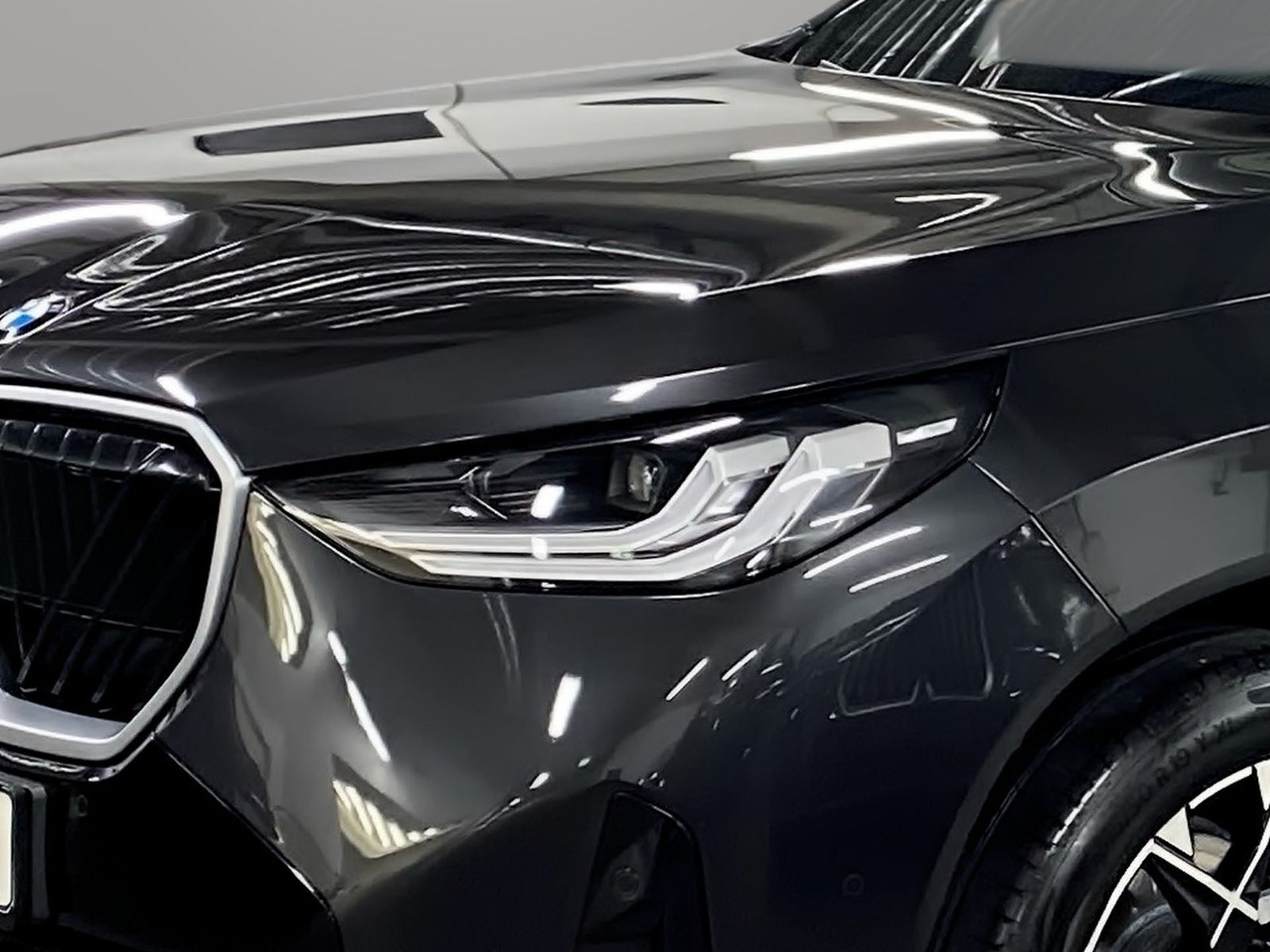 BMW X3 2026 г. Серый, пробег 21763 км