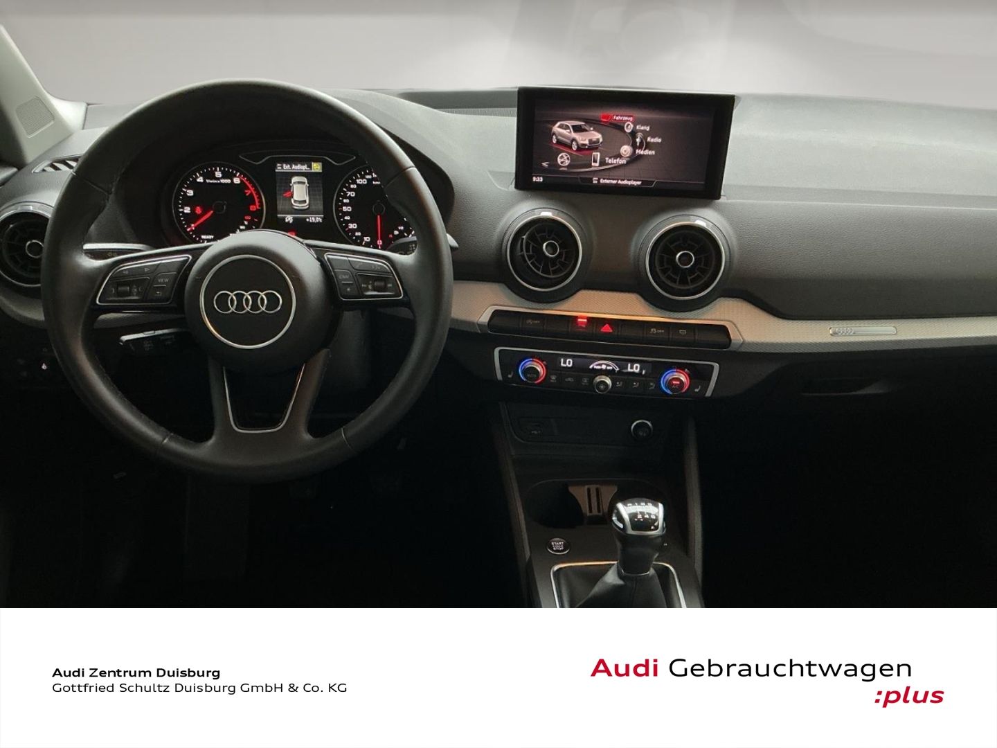 Audi Q2 2023 г. Серый, пробег 52295 км
