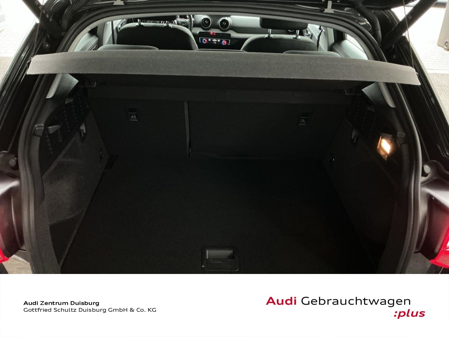 Audi Q2 2023 г. Серый, пробег 52295 км