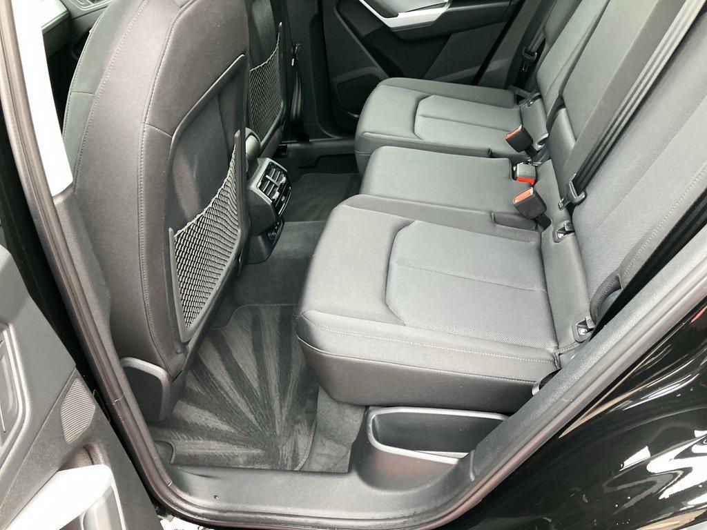 Audi Q3 2024 г. Чёрный, пробег 46300 км