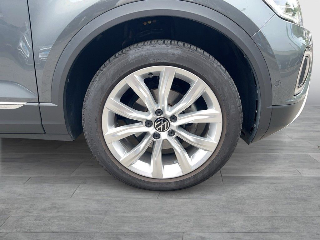 Volkswagen T-Roc 2023 г. Серый, пробег 24200 км