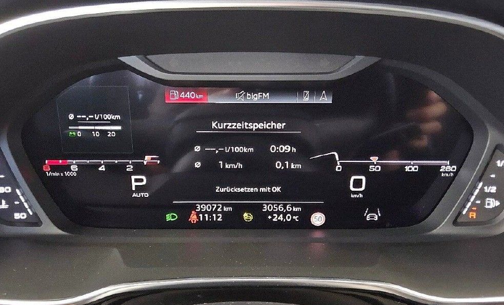Audi Q3 2023 г. Белый, пробег 39071 км