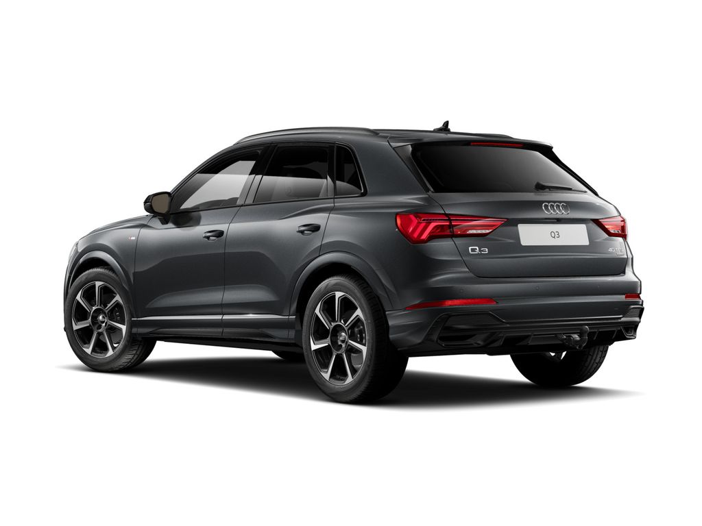 Audi Q3 2026 г. Серый, пробег 3847 км