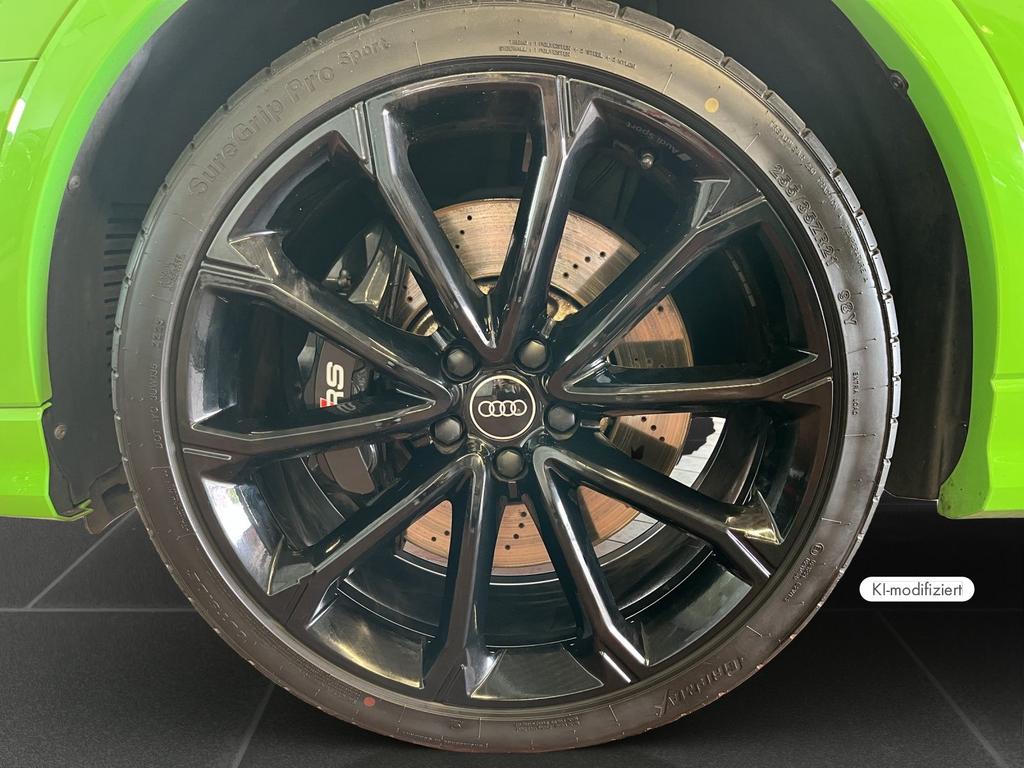 Audi RSQ3 2022 г. Зелёный, пробег 58351 км