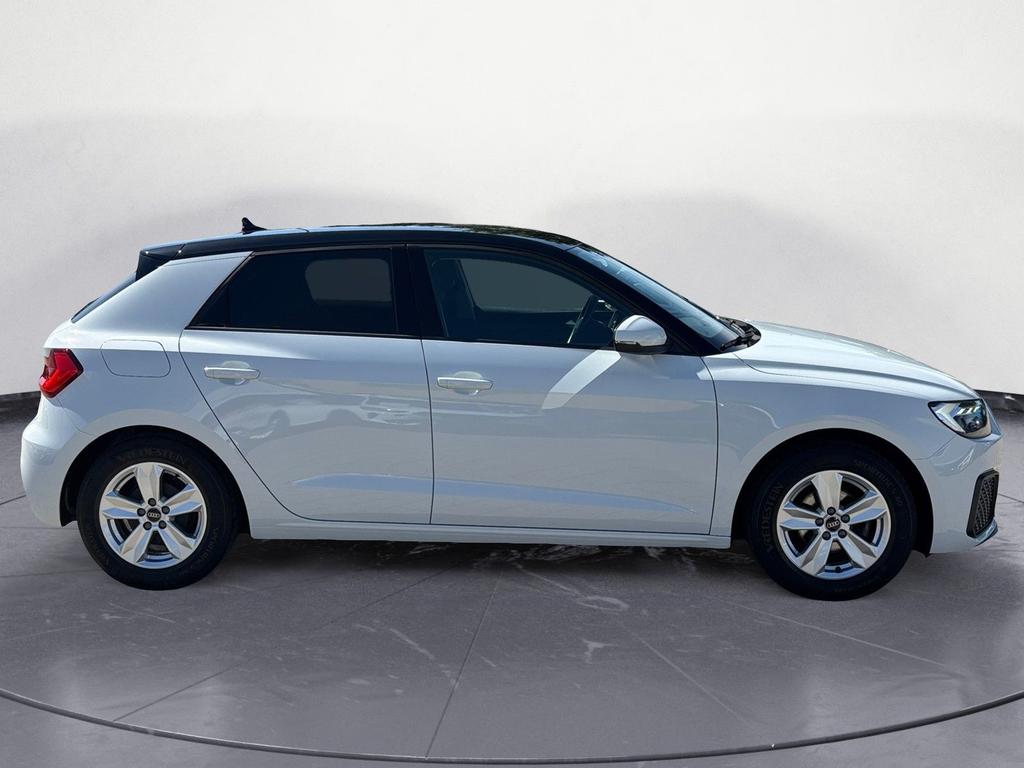 Audi A1 2022 г. Белый, пробег 49216 км