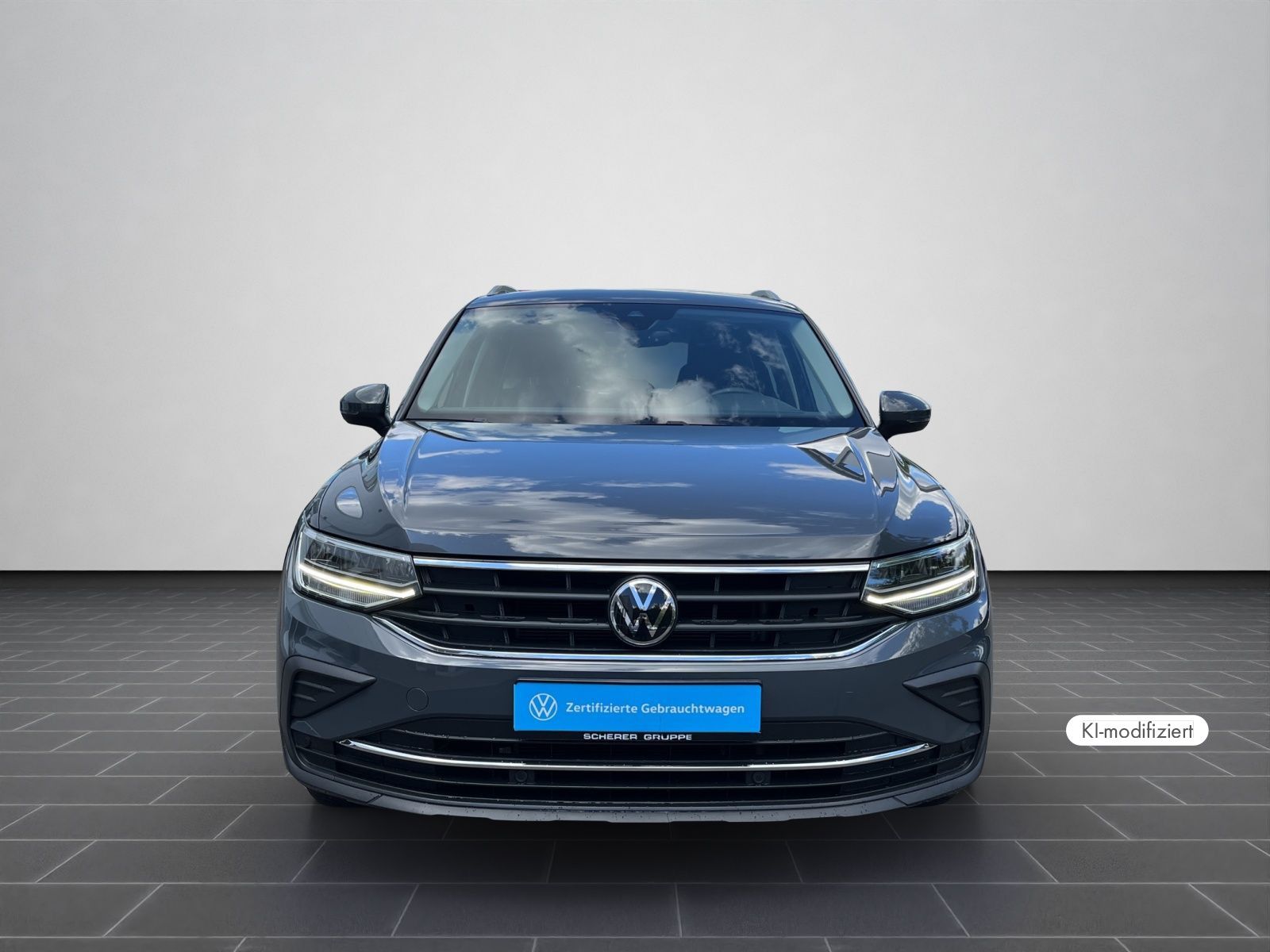 Volkswagen Tiguan 2021 г. Серый, пробег 57594 км