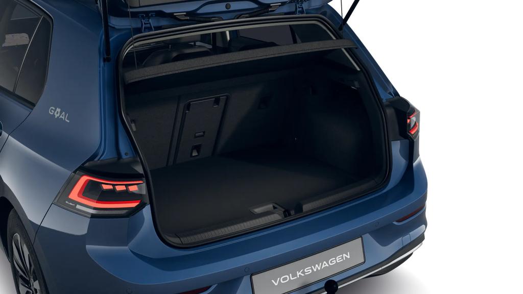 Volkswagen Golf 2025 г. Синий, пробег 20871 км