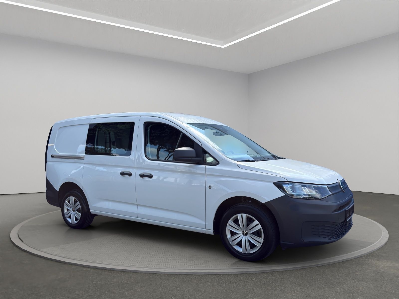 Volkswagen CADDY MAXI 2021 г. Белый, пробег 41622 км