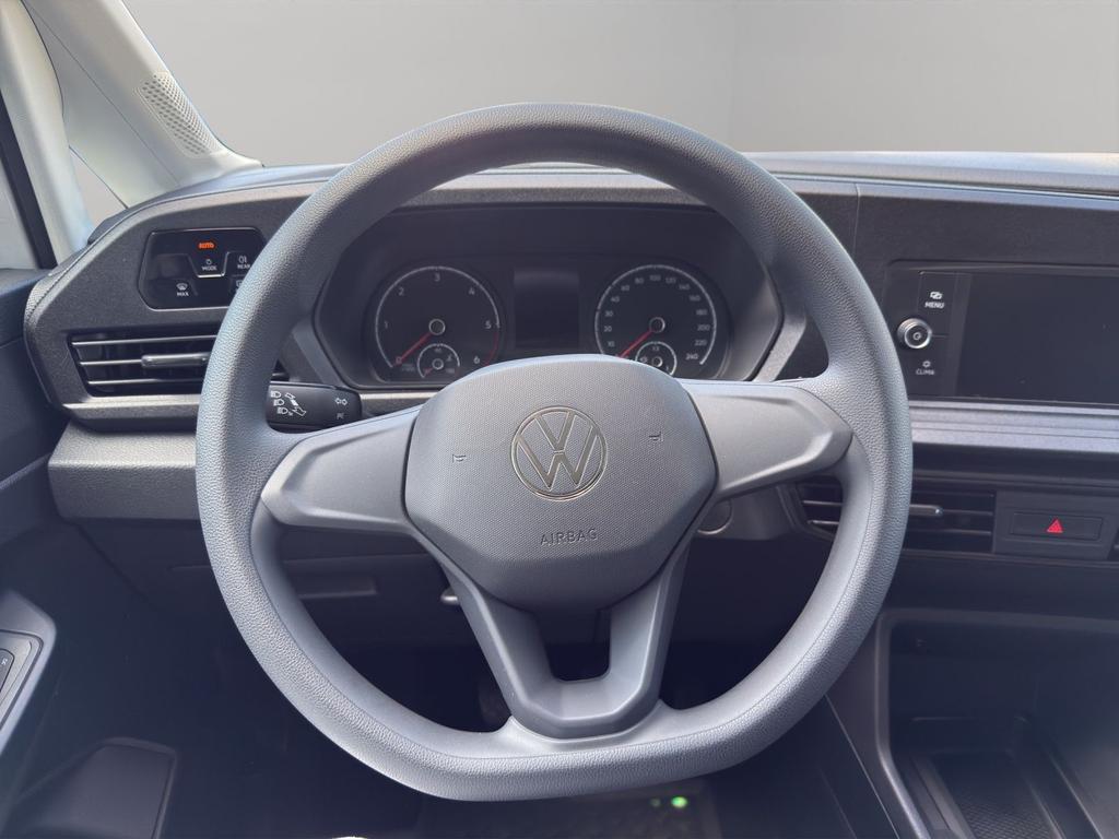 Volkswagen CADDY MAXI 2021 г. Белый, пробег 41622 км