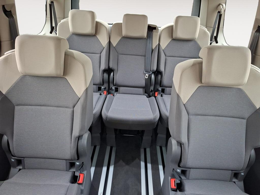 Volkswagen T7 MULTIVAN 2022 г. Чёрный, пробег 17850 км