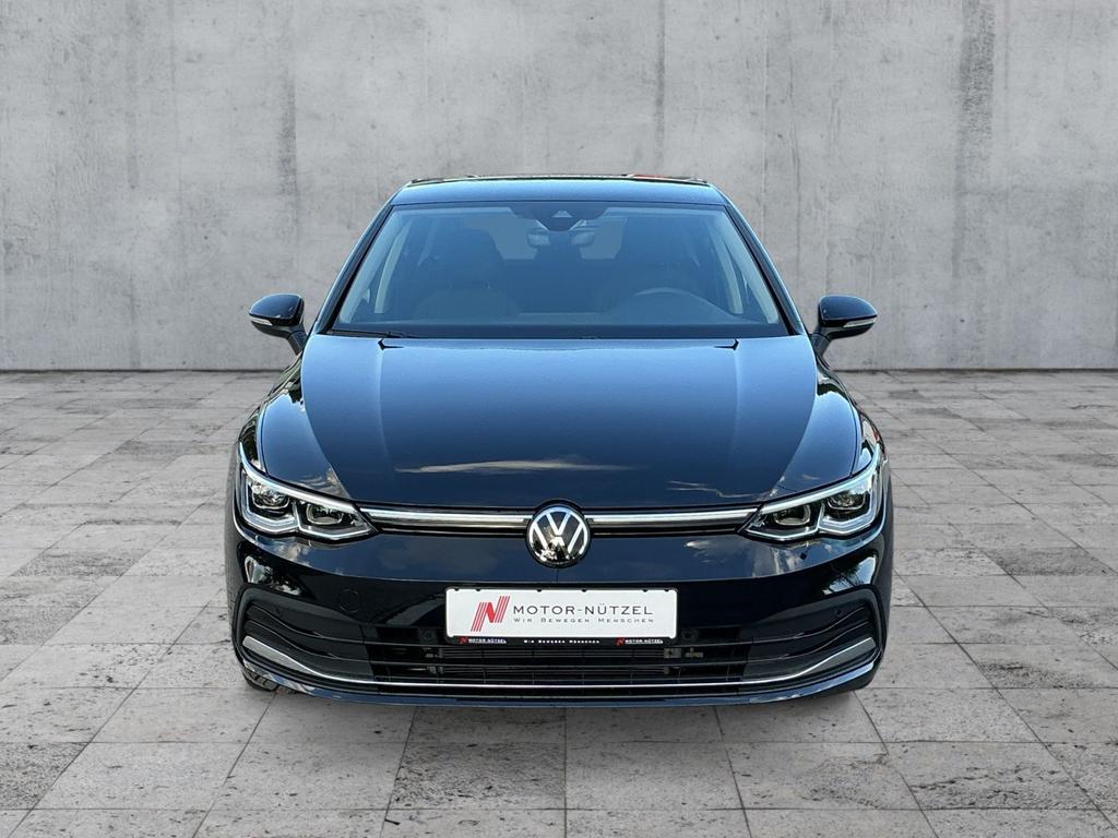 Volkswagen Golf 2024 г. Чёрный, пробег 17160 км