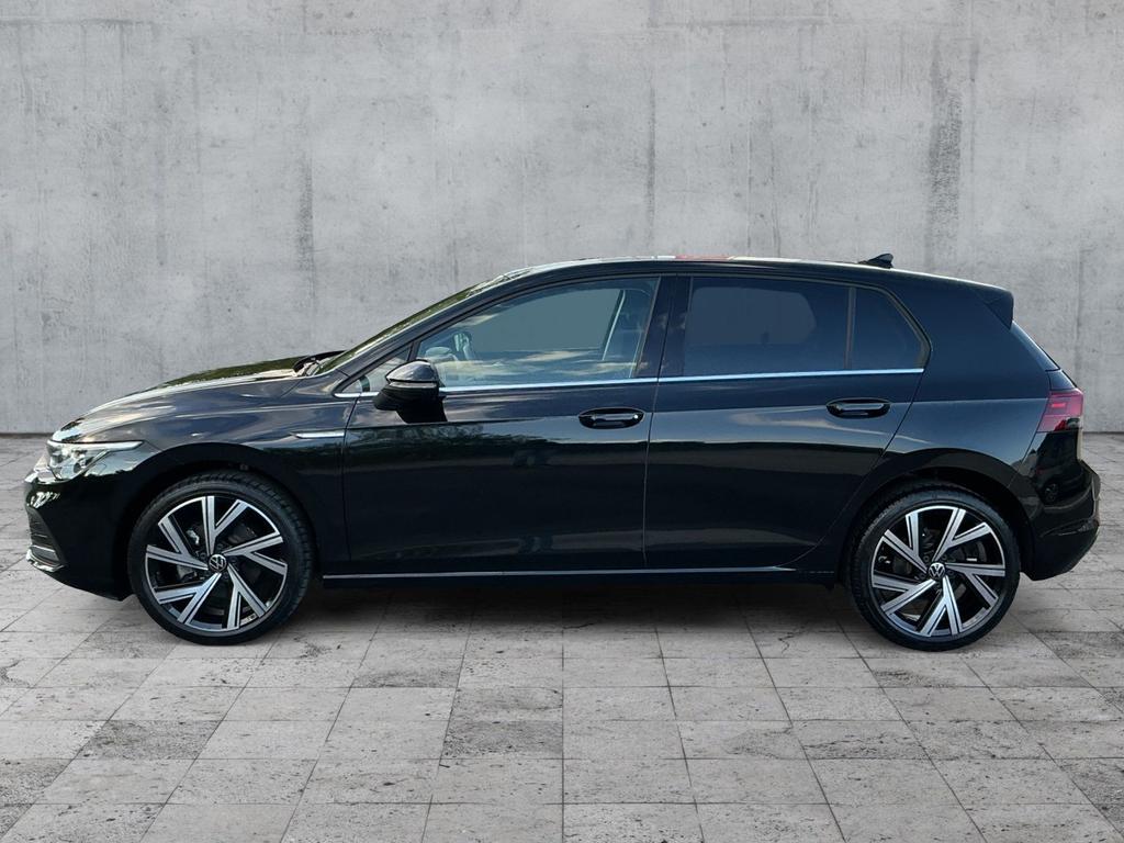 Volkswagen Golf 2024 г. Чёрный, пробег 17160 км