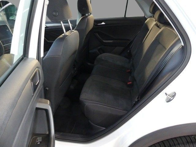 Volkswagen T-Roc 2022 г. Белый, пробег 55708 км