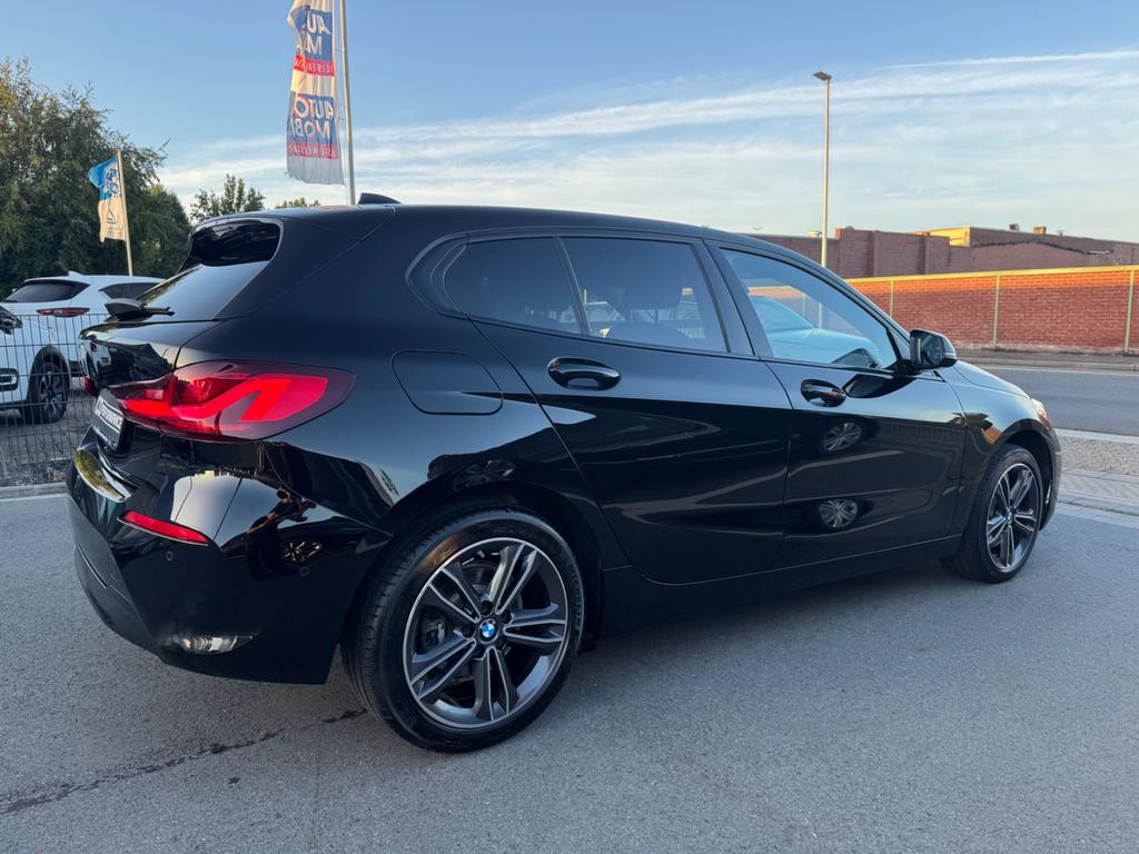 BMW 118 2023 г. Чёрный, пробег 55300 км