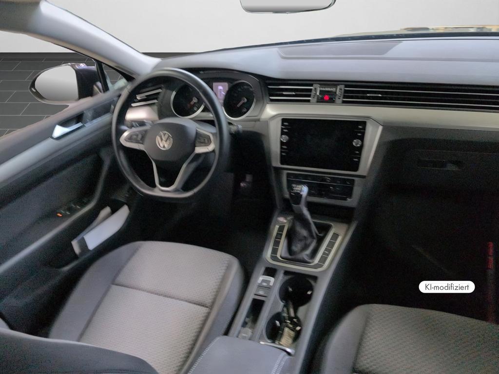 Volkswagen PASSAT VARIANT 2023 г. Серый, пробег 54453 км