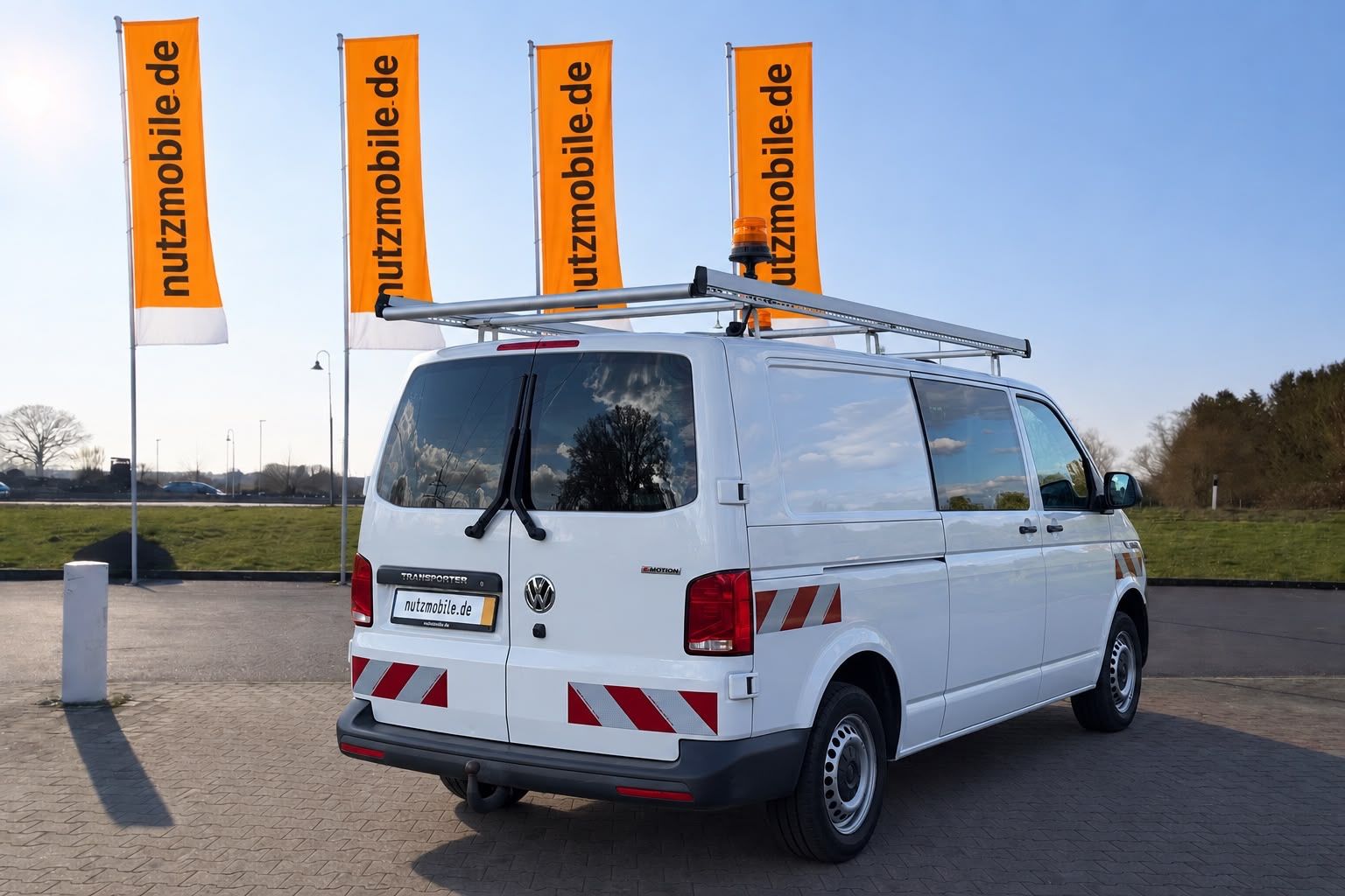 Volkswagen T6 TRANSPORTER 2021 г. Белый, пробег 52150 км