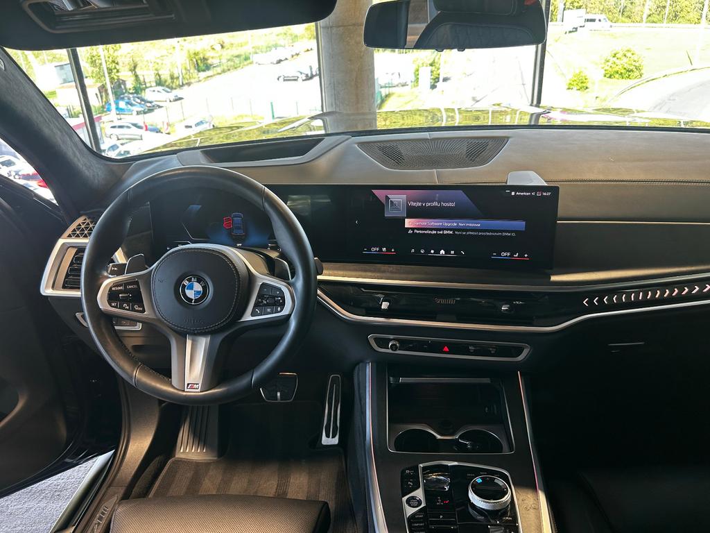BMW X7 2024 г. Чёрный, пробег 54420 км