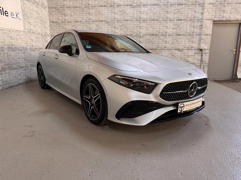 Mercedes-Benz A 200 2023 г. Серебристый, пробег 26800 км
