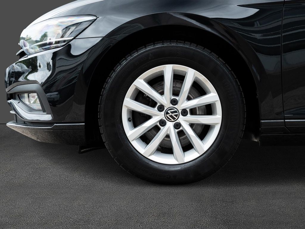 Volkswagen PASSAT VARIANT 2023 г. Чёрный, пробег 47736 км