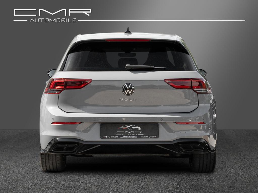 Volkswagen Golf 2024 г. Серый, пробег 10000 км