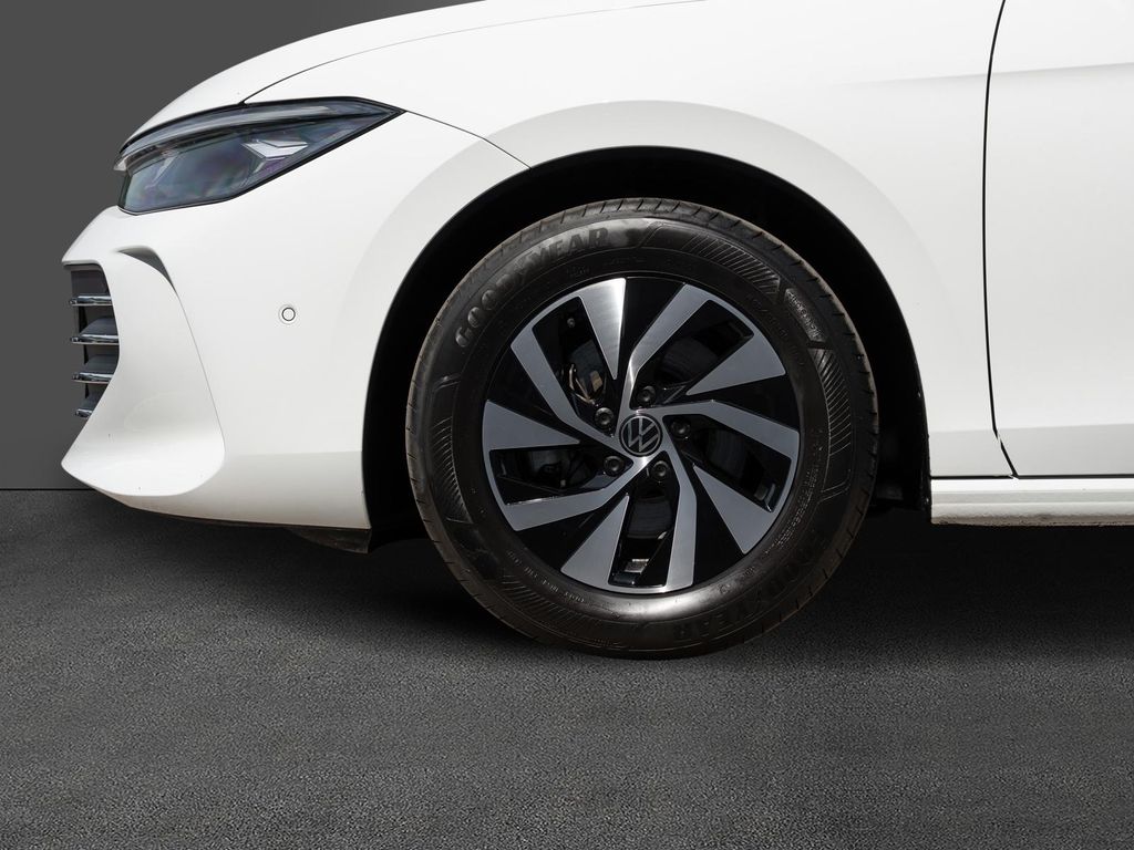 Volkswagen PASSAT VARIANT 2024 г. Белый, пробег 60000 км