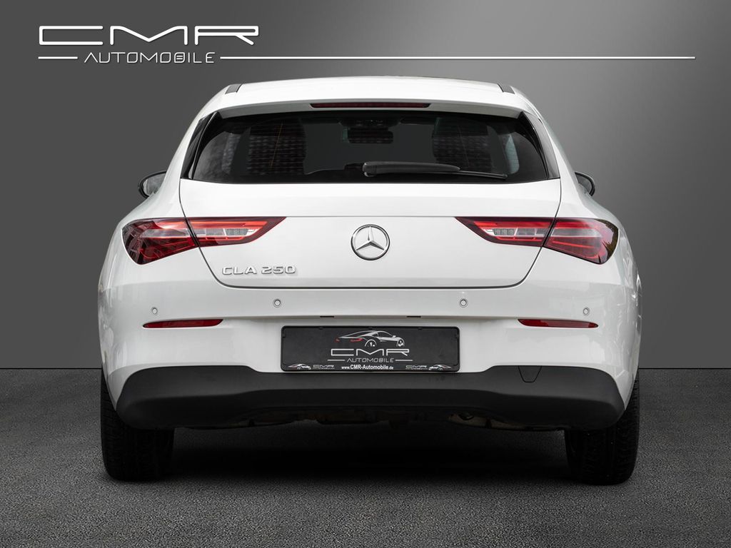 Mercedes-Benz CLA 250 SHOOTING BRAKE 2023 г. Белый, пробег 40000 км