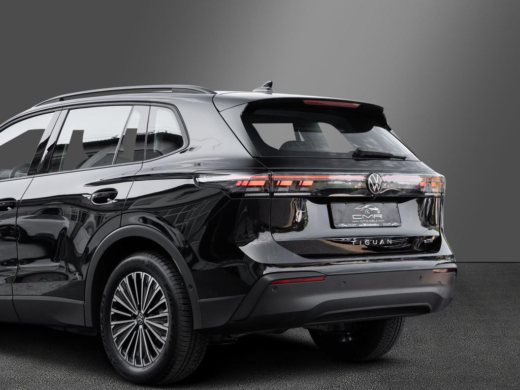 Volkswagen Tiguan 2025 г. Чёрный, пробег 10000 км