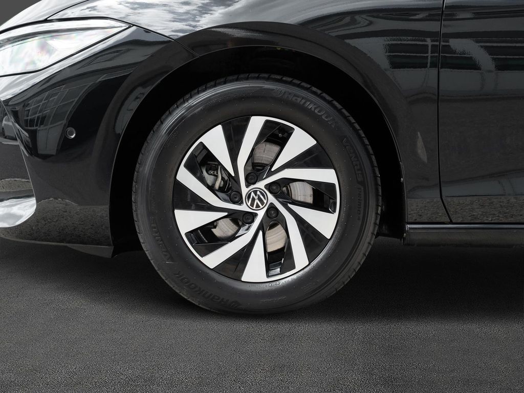 Volkswagen PASSAT VARIANT 2024 г. Чёрный, пробег 27399 км
