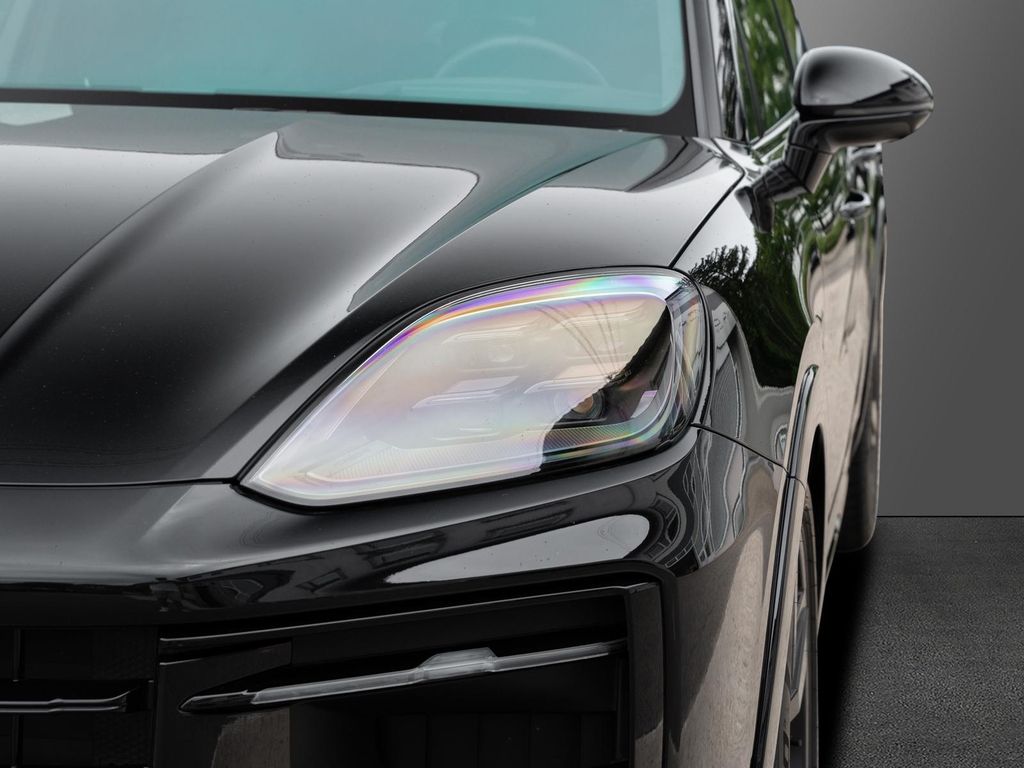 Porsche Cayenne 2025 г. Чёрный, пробег 26776 км