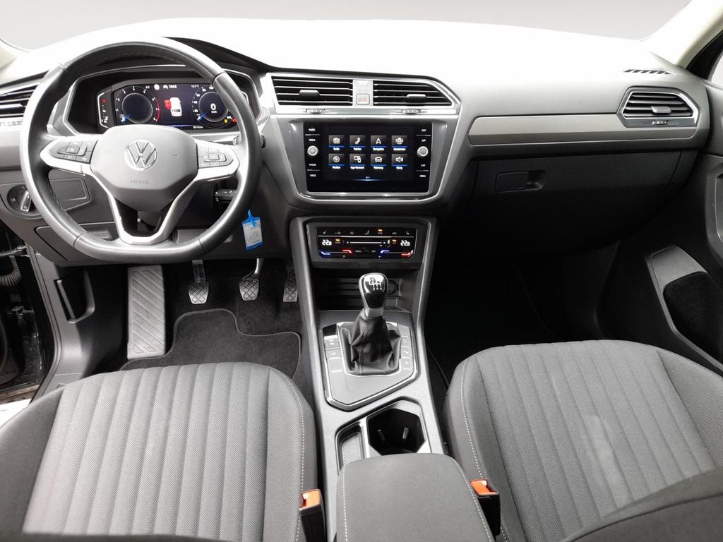 Volkswagen TIGUAN ALLSPACE 2022 г. Чёрный, пробег 38059 км