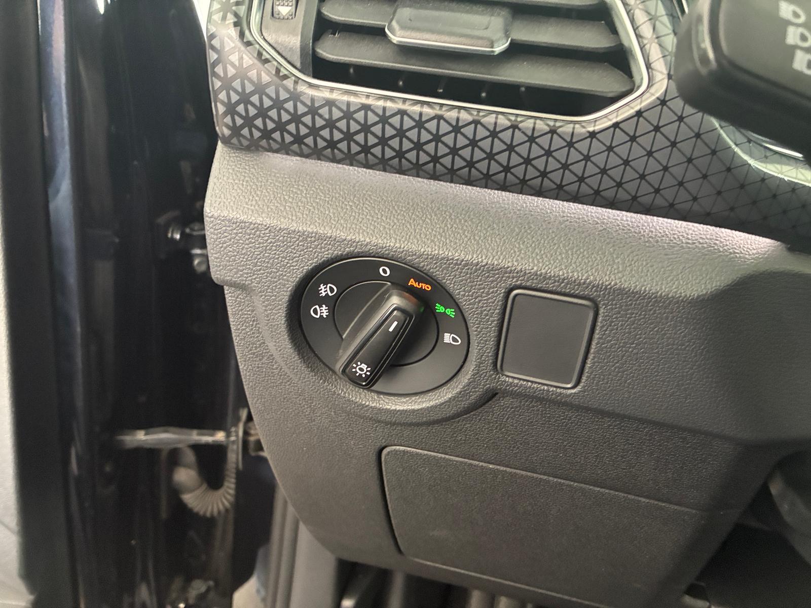 Volkswagen T-Cross 2023 г. Чёрный, пробег 44230 км