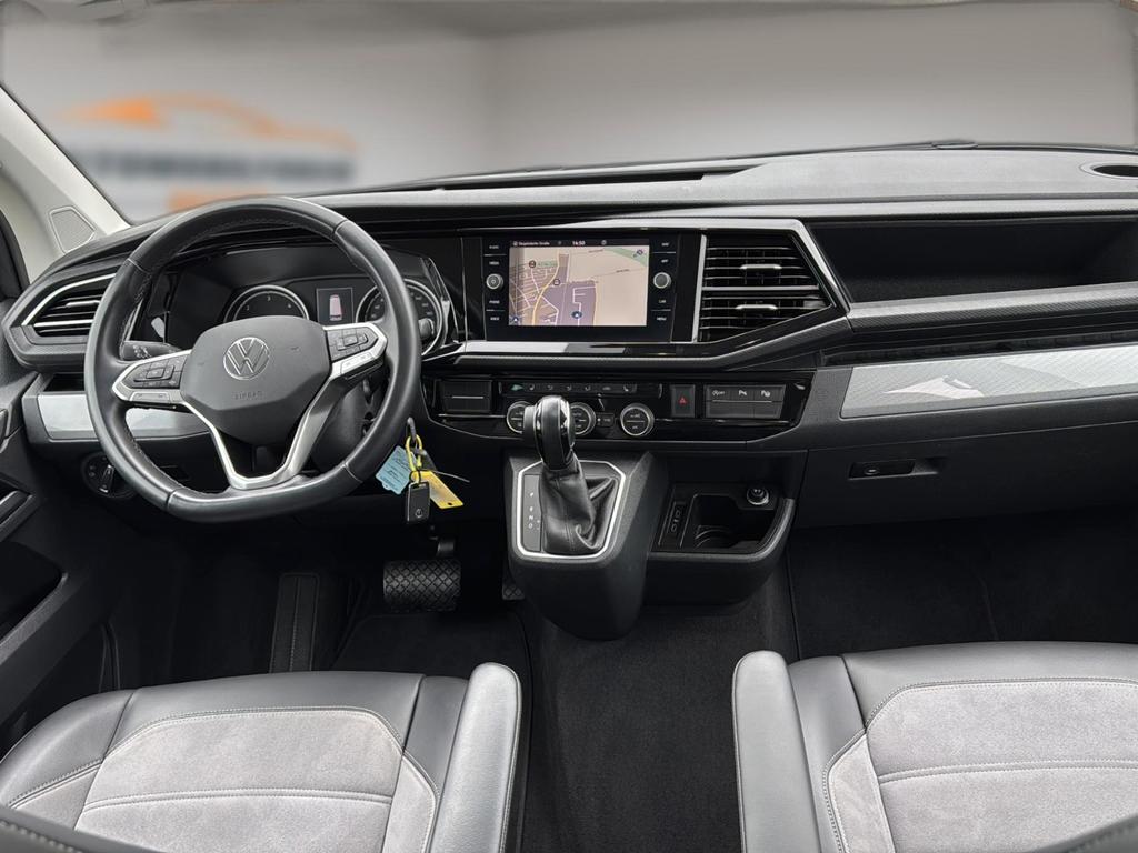 Volkswagen T6 MULTIVAN 2021 г. Серый, пробег 43000 км
