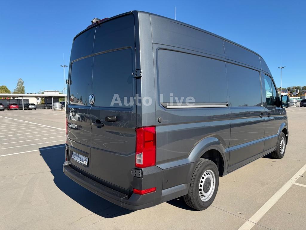 Volkswagen CRAFTER 2024 г. Серый, пробег 37900 км