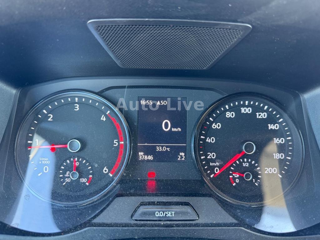 Volkswagen CRAFTER 2024 г. Серый, пробег 37900 км