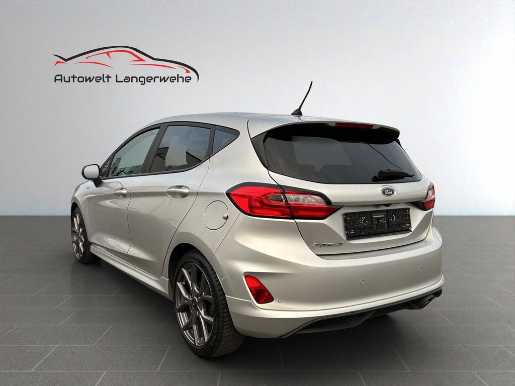 Ford Fiesta 2023 г. Серебристый, пробег 35132 км