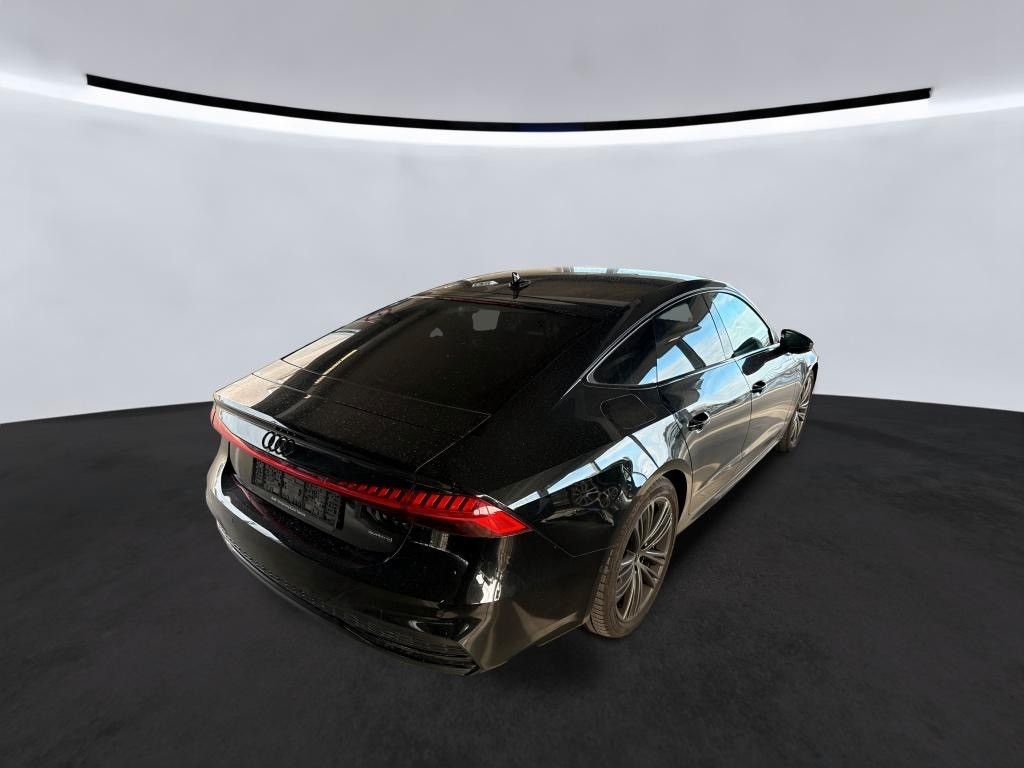 Audi A7 2023 г. Чёрный, пробег 42000 км